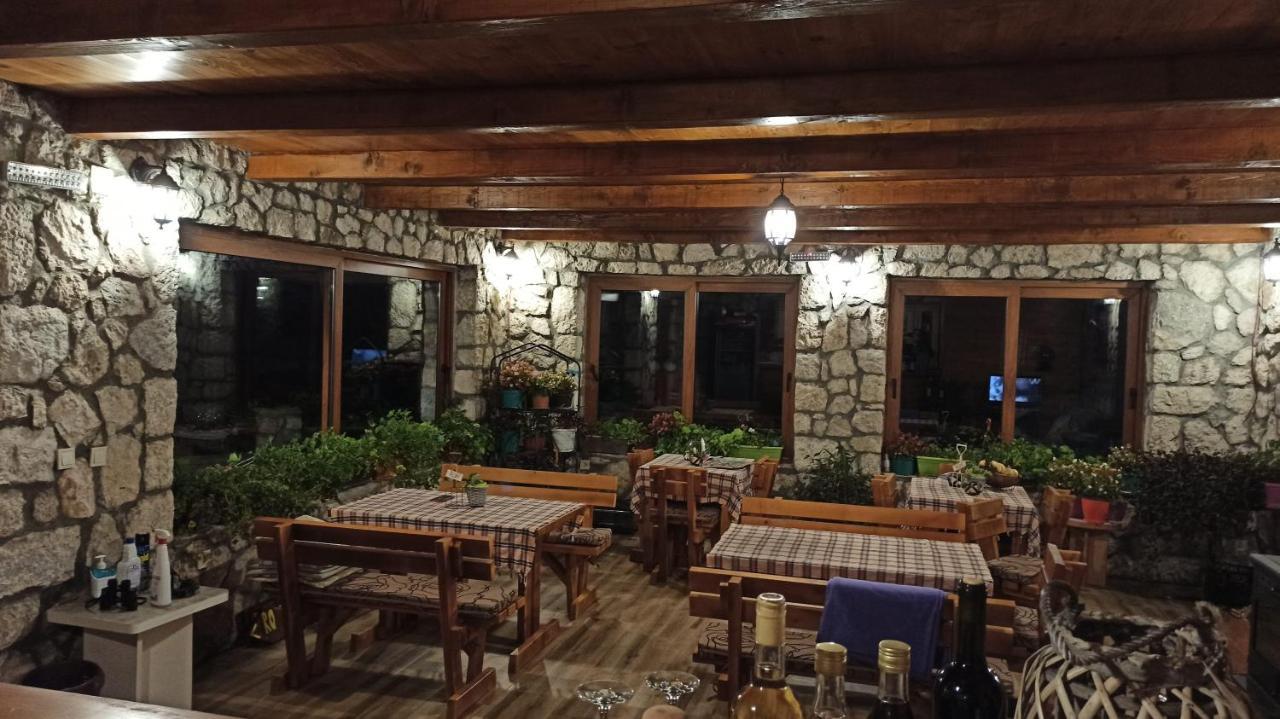 Village House - Novak Rijecani Рієка Црноєвіча Екстер'єр фото